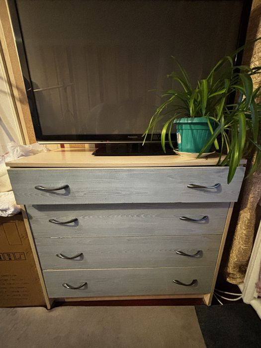 Диван и комод отдадим