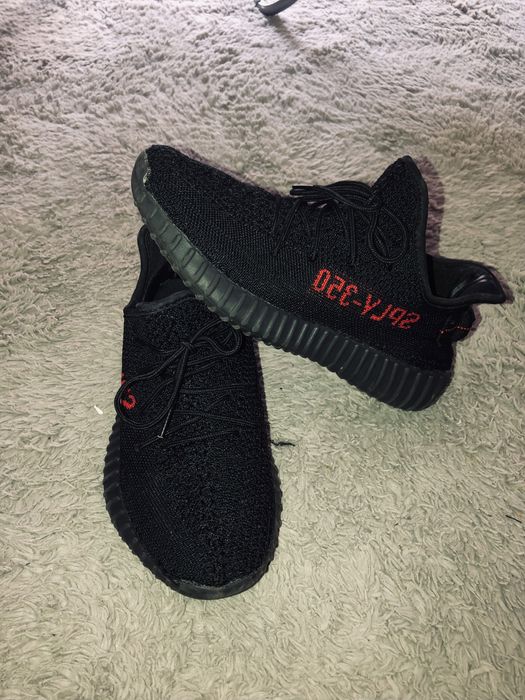 Adidas Yeezy Boost 350 V2 Bred – Mărimea 39 1/3 EU