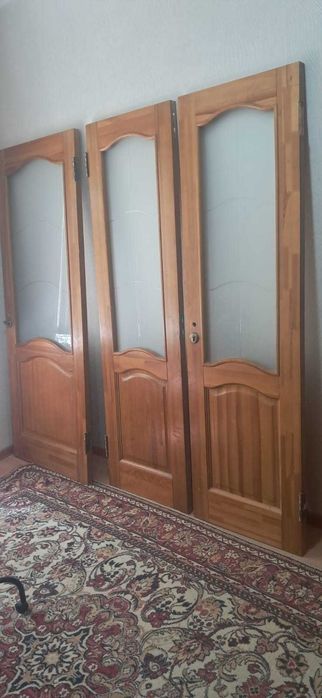 Продам двери межкомнатные бу