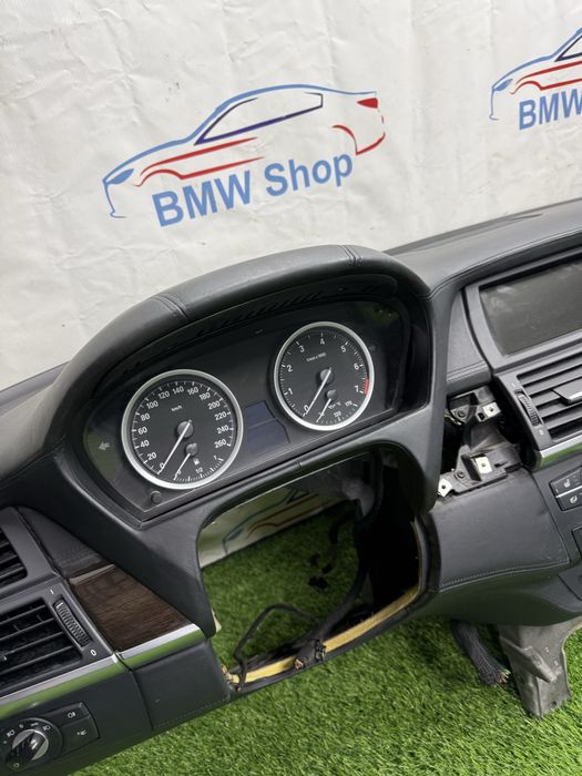 Кожанная панель торпеда торпедо от bmw x5 e70 x6 e71 х5 е70 е71