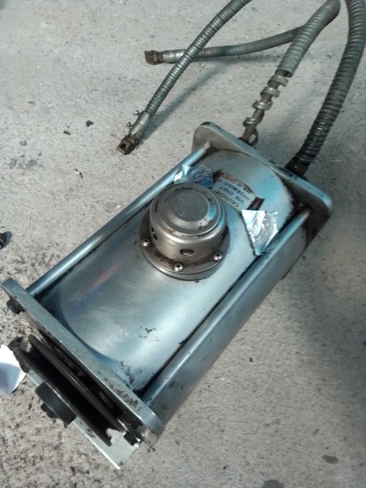 Електродвигатели трифазни, хидравлични