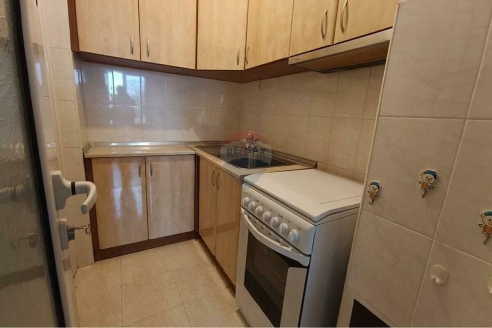 Студио за продажба