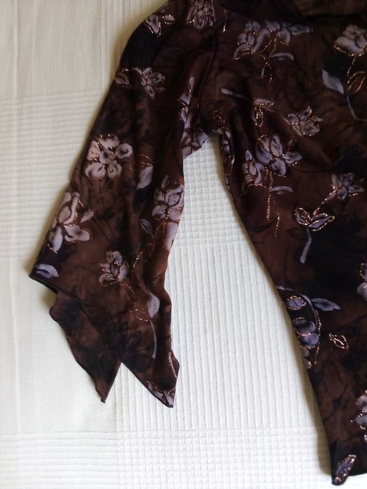 НОВИ елегантни блузи размер M,L и XL