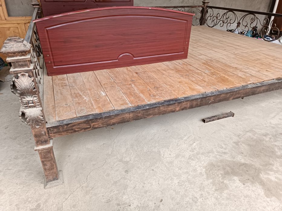 Темир каравот ( су́ри ) сотилади