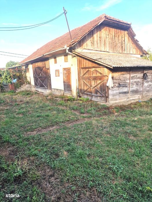 Casa cu anexe comuna Letca 39000eur neg