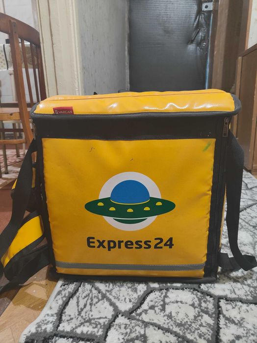 Express 24 sumka studentlar uchun yetkazish