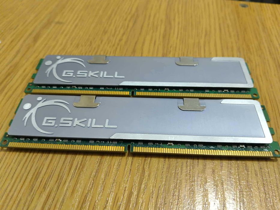 RAM DDR2 PC2-6400 2x2BG