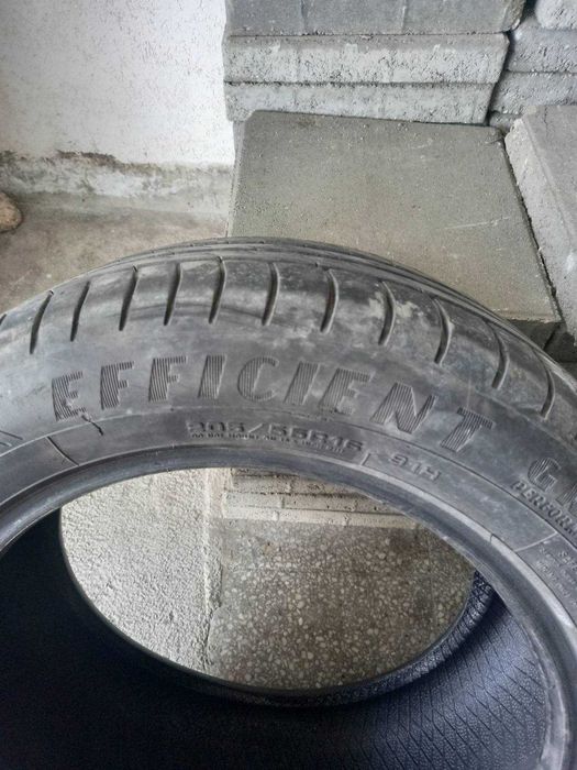Летни гуми GOOD YEAR, 205/55 R16 2 бр. - 100 лв.