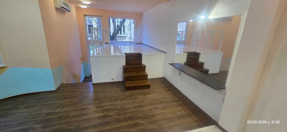 Давам магазин под наем Топ център