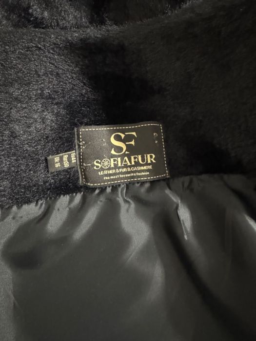 Продам женскую шубу