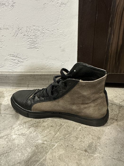 Мъжки маратонки и сникърси