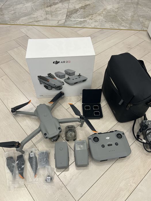 Dji air s2 combo