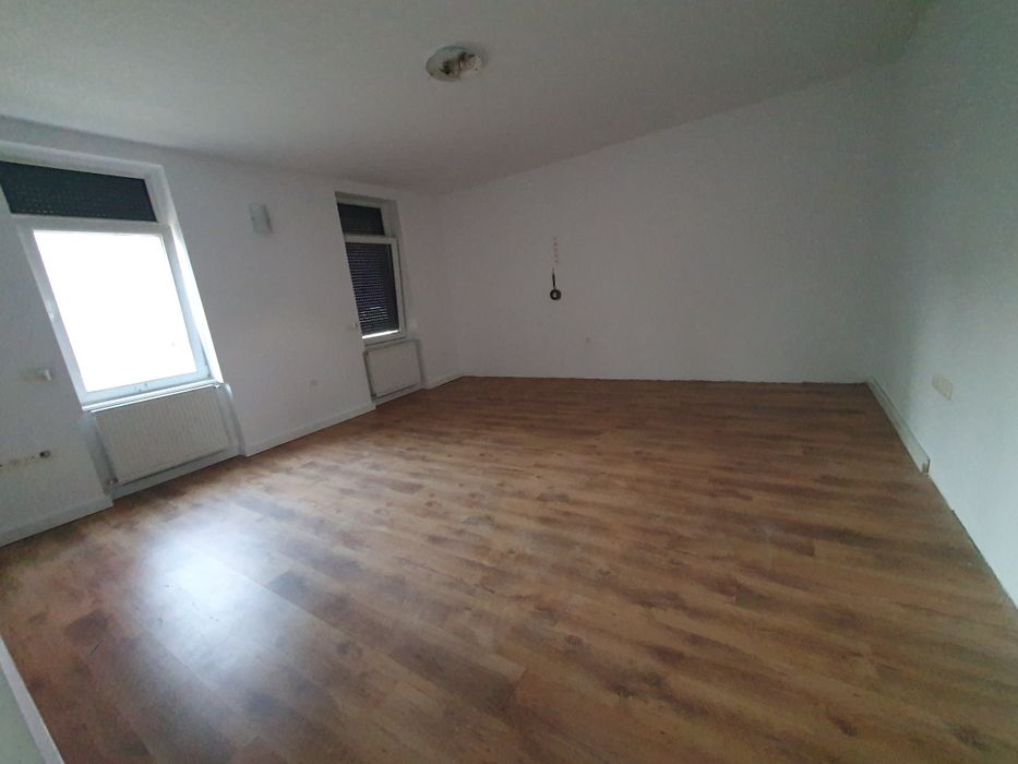 Închiriez apartament/birou la casa zona CBC/Farmec