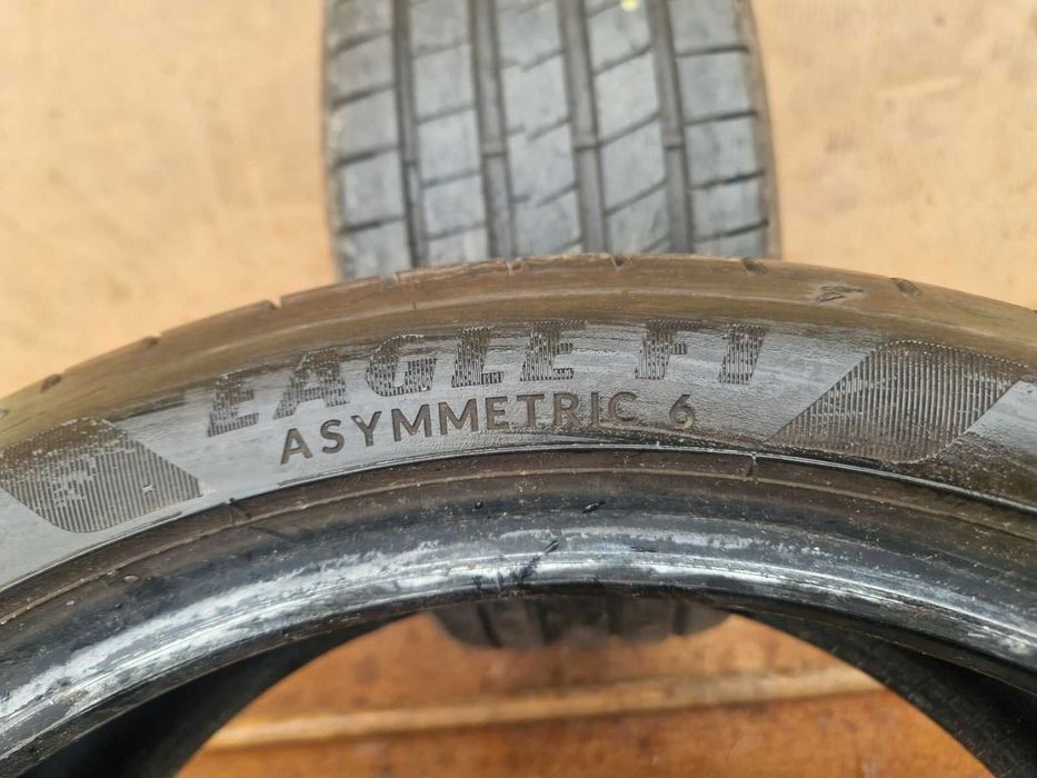 2 Goodyear R17 215/40 Летни гуми  DOT0522