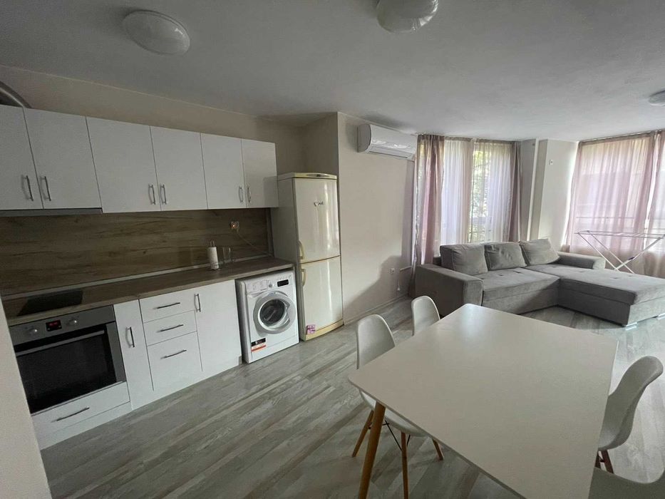 Дава се под наем Двустаен апартамент в Бургас, Възраждане - 70 кв.м за 550 € - Снимка #7