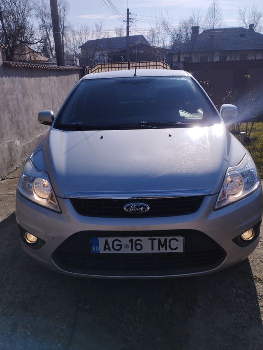Vând Ford Focus 2010