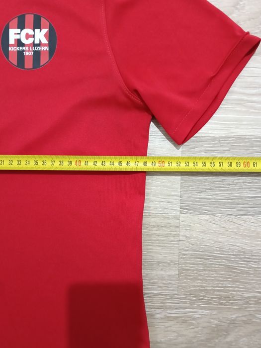 Tricou Nike mărimea M-L