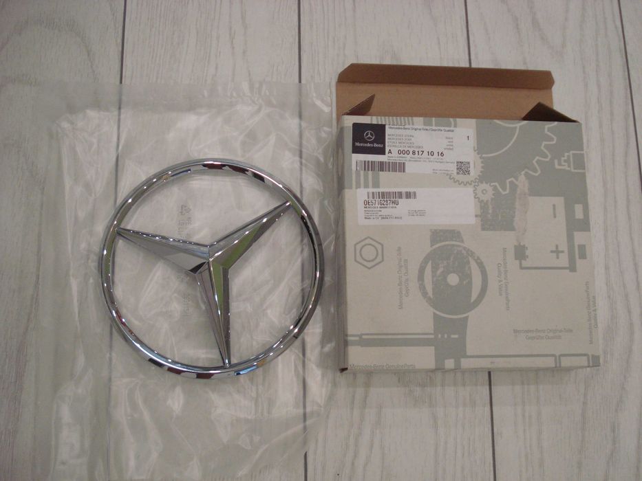 Emblema pe grila radiator originala mercedes
