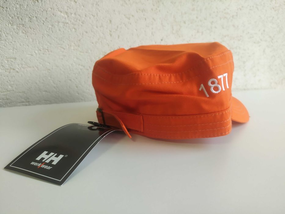 Шапка Helly Hansen