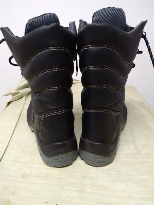 Спец ботинки ...