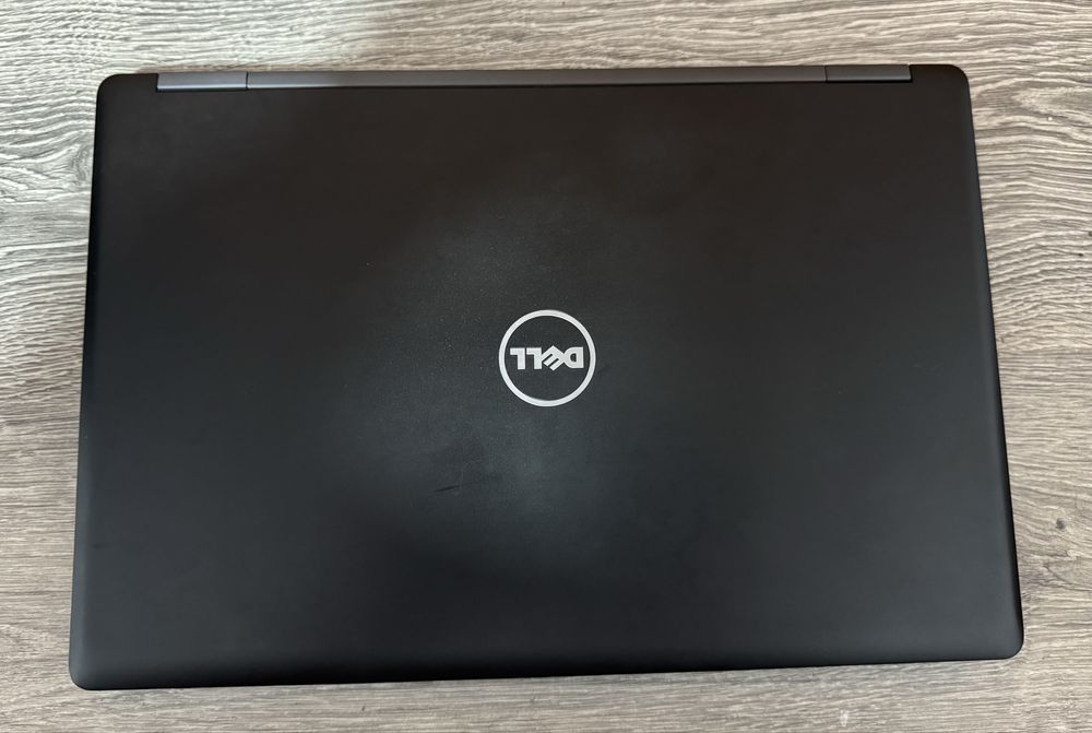 Dell Latitude 5580 - i7, 16GB RAM, GTX 940mx, 256 SSD NVMe PCIe gen 4