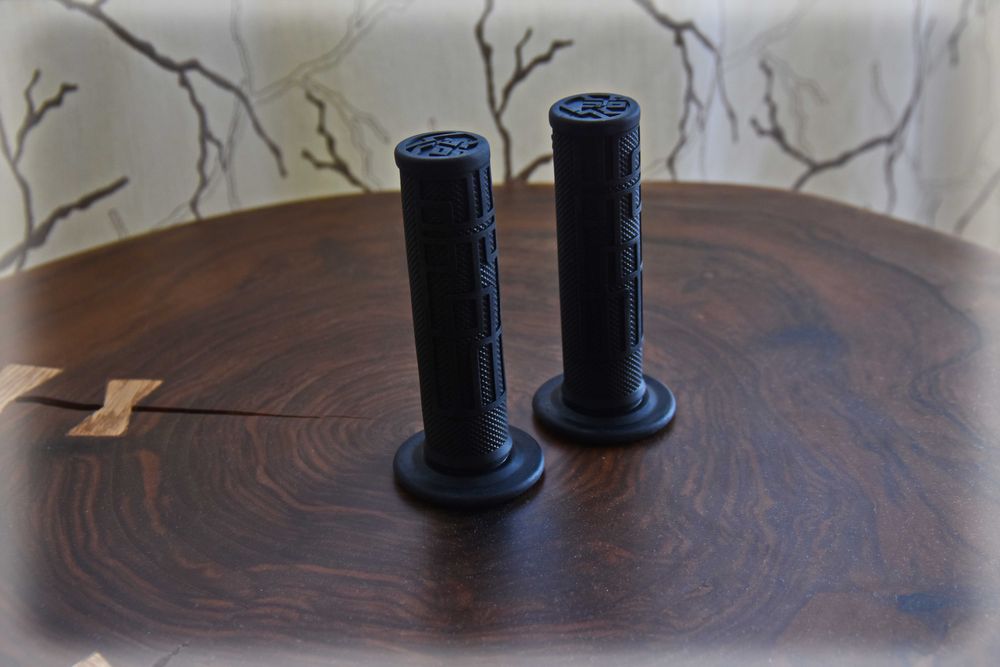 Продавам части за Sur Ron Light Bee X