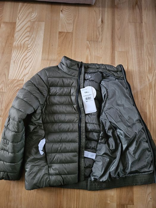 Geaca 4F noua marimea 134