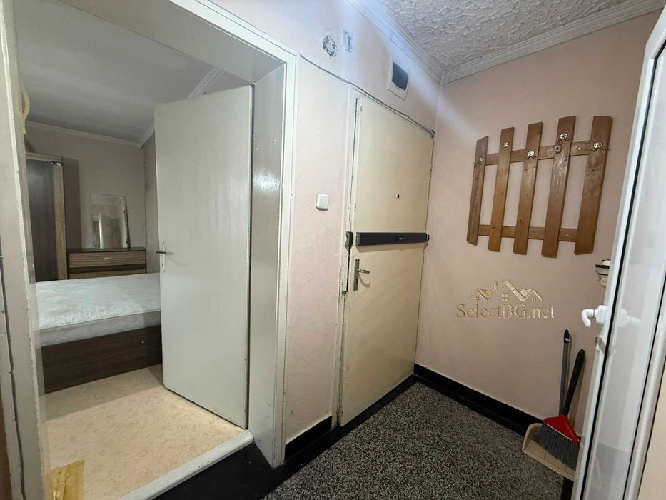 Продава се Двустаен апартамент в Велико Търново, Център - 45 кв.м за 1378 €/кв.м - Снимка #4