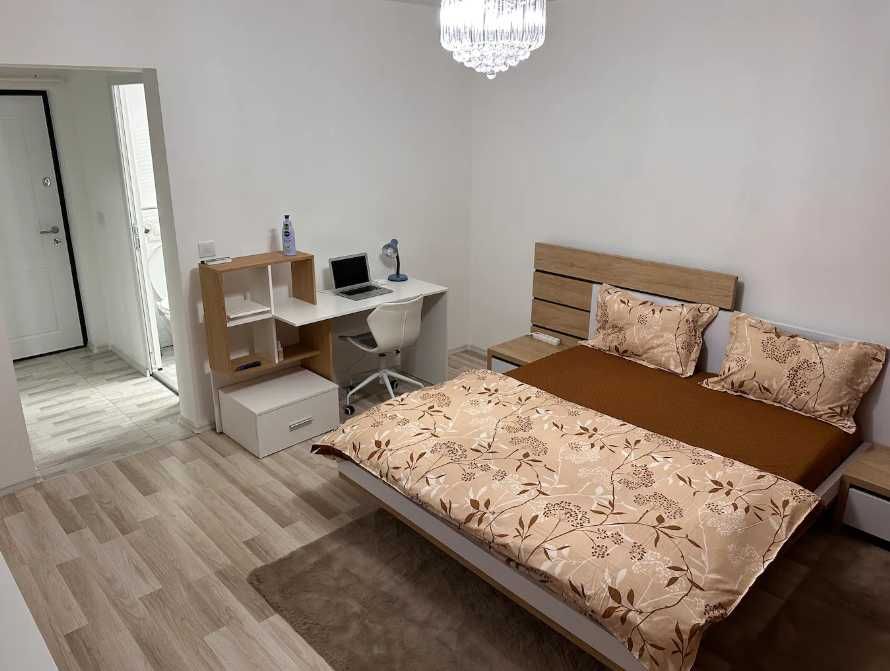 Дава се под наем Едностаен апартамент в Пловдив, Изгрев - 47 кв.м за 195 € - Снимка #2