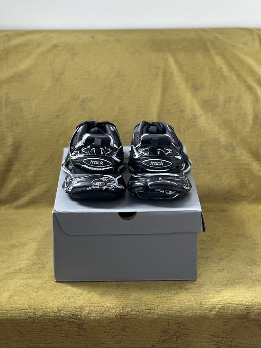 Balenciaga Track 41
