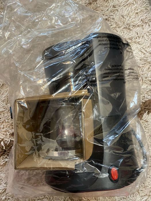 Продам кофеварку Maxwell