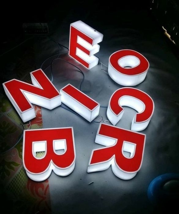 Narujnaya reklama