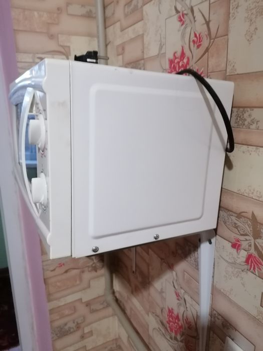 Микроволновая печь Elenberg