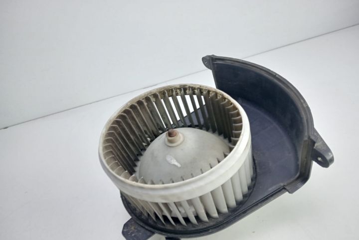 Ventilator habitaclu 173830100 Renault Master a 3-a generatie seria