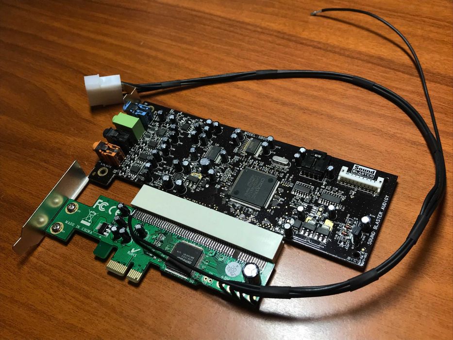 Adaptor PCI-e 1X la PCI de tip vechi