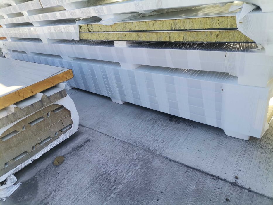 Panouri sandwich /Livram în țară 9lei/kg