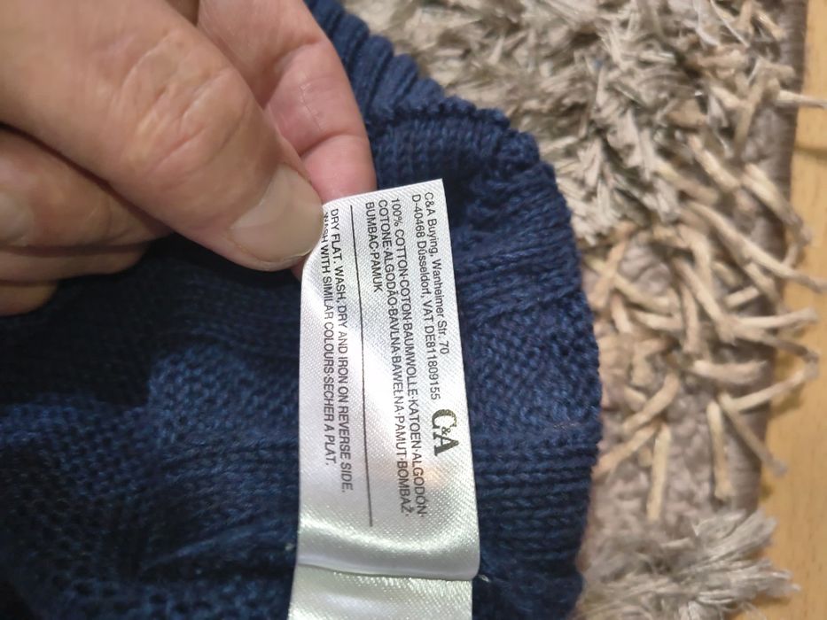 Pulover băieți C&A ,bumbac 100% ,mărimea 110 .Preț 30 lei