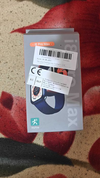 Ceas smartwatch