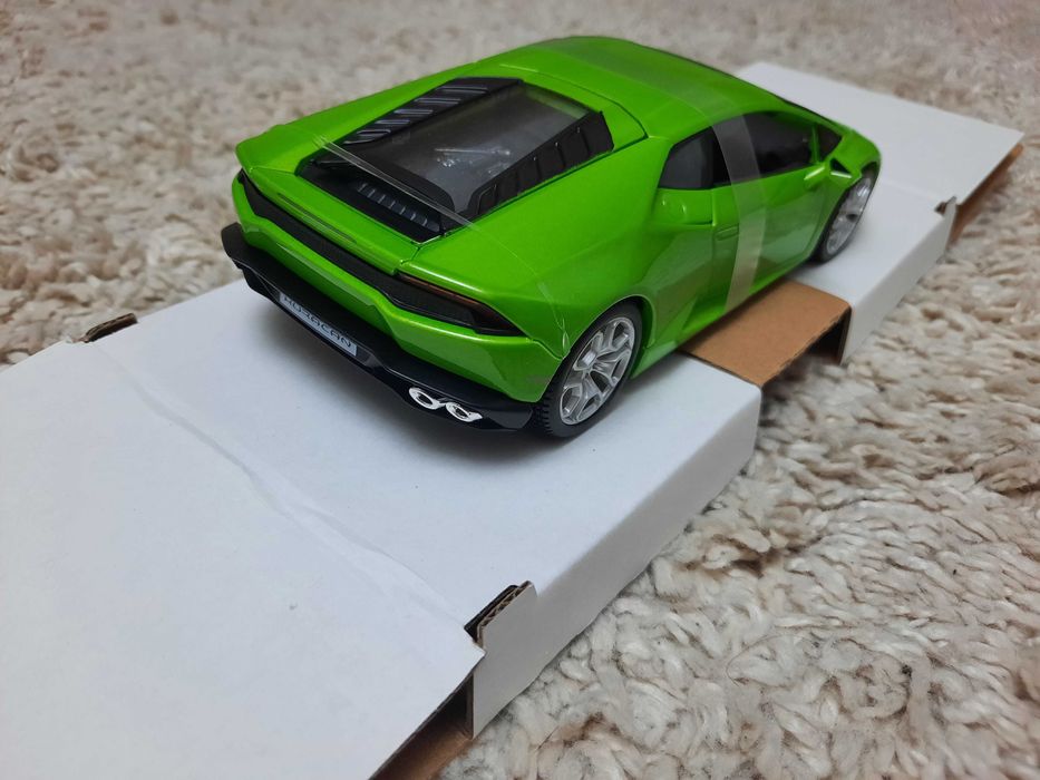 Машинки модели коллекционные