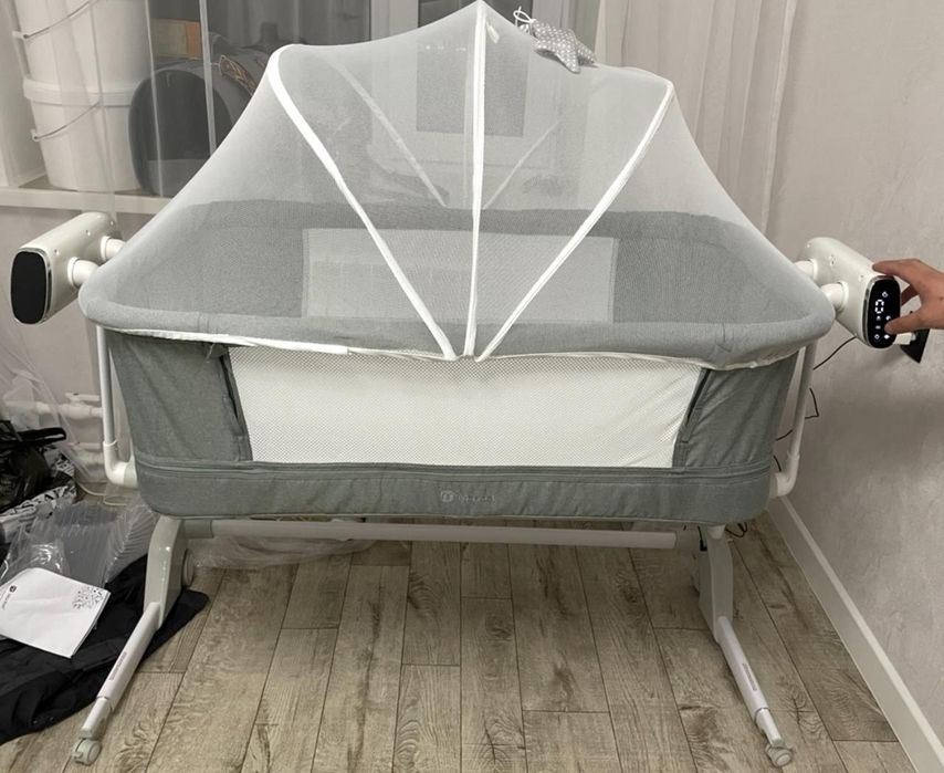 Продам детскую кроватку