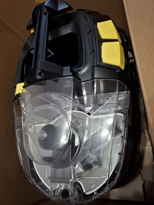 Karcher Puzzi 8/1. Продам.