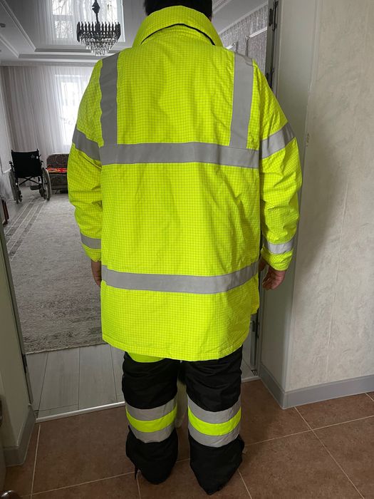 Продам спецодежда