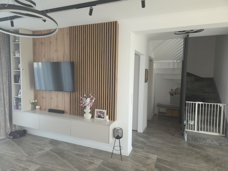 Casa Moderna Premium