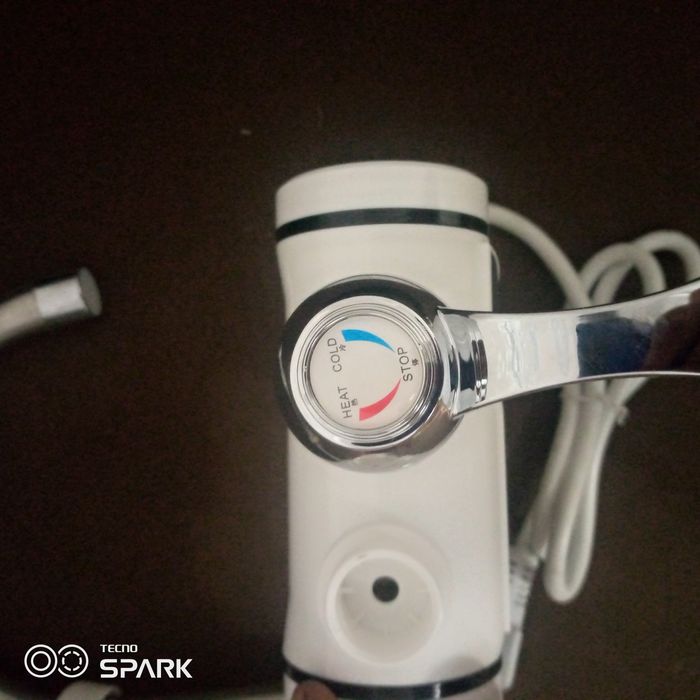 Продам кран водонагреватель проточный