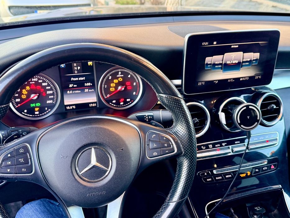 Mercedes-Benz GLC Vând Mercedes‑Benz GLC în stare excelentă, mașină personală, deținută