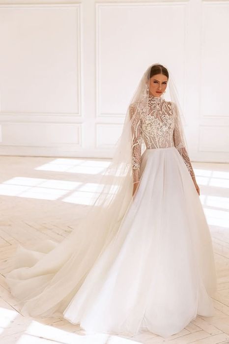Vand rochie de mireasa