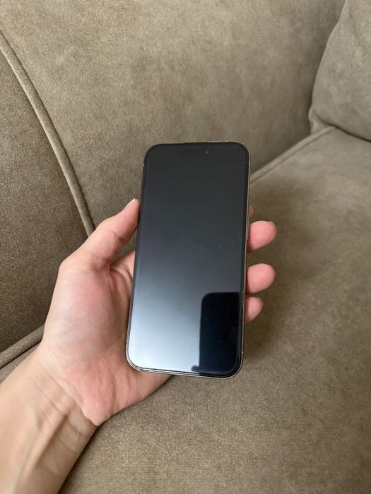 Продам iphone 15 pro