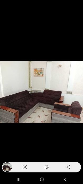 Продается угалок в отличном состояния