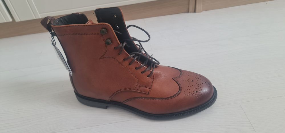 Ghete piele Zara noi