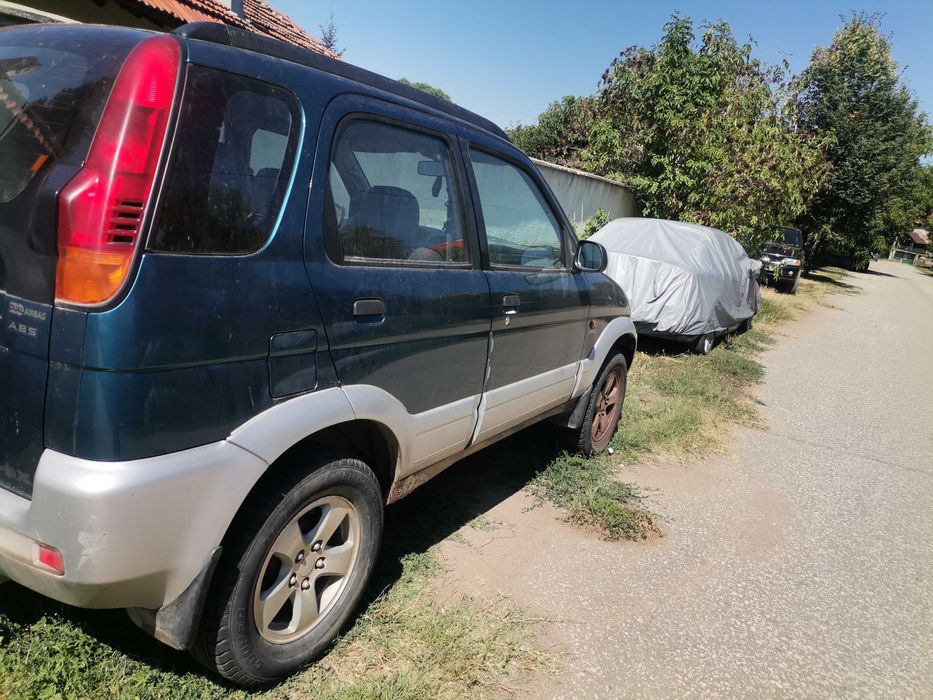 Продавам Daihatsu Terios.